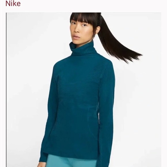 Nike Tops - NWT Nike Pro Hyperwarm Velour Turtleneck Size - Medium